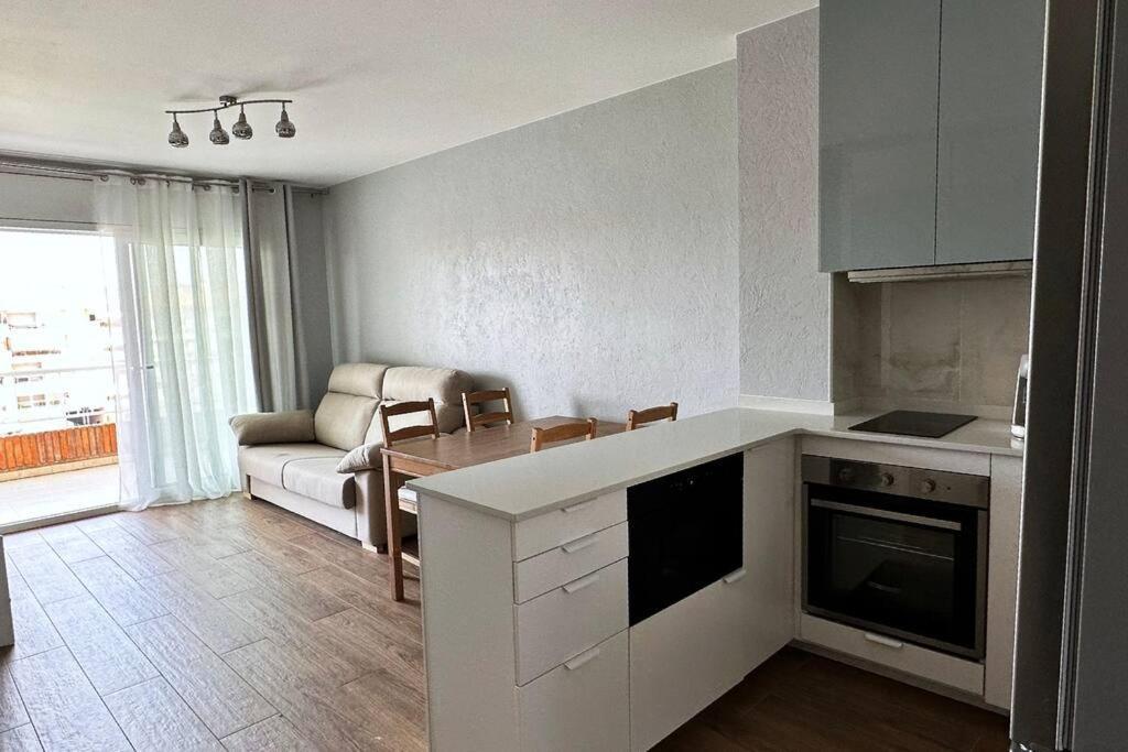 Apartamento Acogedor , Blanes Bagian luar foto